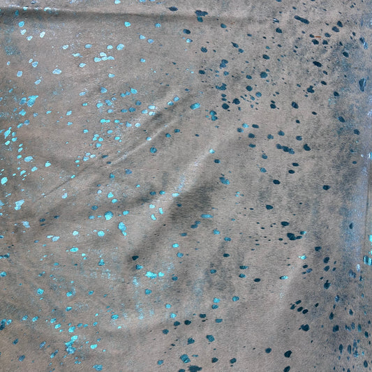 Turquoise Metallic Cowhide Rug (one small mark) Size: 7x6 feet Y-065