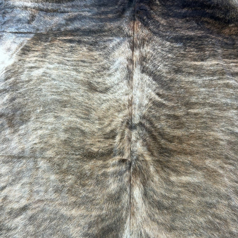 Medium Brindle Cowhide Rug (39 sq ft) Size: 7x6 feet Colombia-55