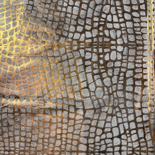 Crocodile Embossed Bronze Metallic Cowhide Rug Size: 7.2x6.5 feet D-635