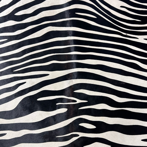 Horizontal Pattern Zebra Print Cowhide Rug Size: 7x5.5 feet Z-381