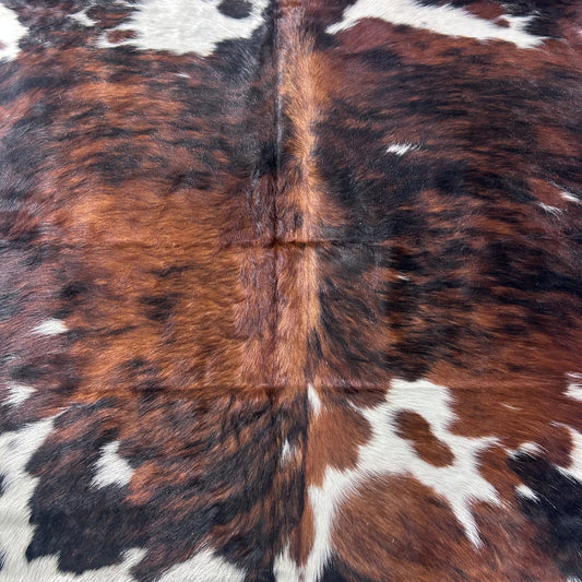 Tricolor Brindle Cowhide Rug (41.75 sq ft) Size: 8x7 feet Colombia-60A