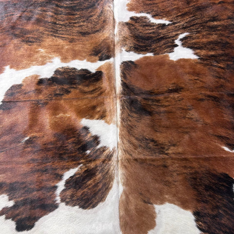 Tricolor Brindle Cowhide Rug (42 sq ft) Size: 7.2x6.5 feet Colombia-80