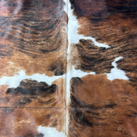 Tricolor Brindle Cowhide Rug (42 sq ft) Size: 7.2x6.5 feet Colombia-80