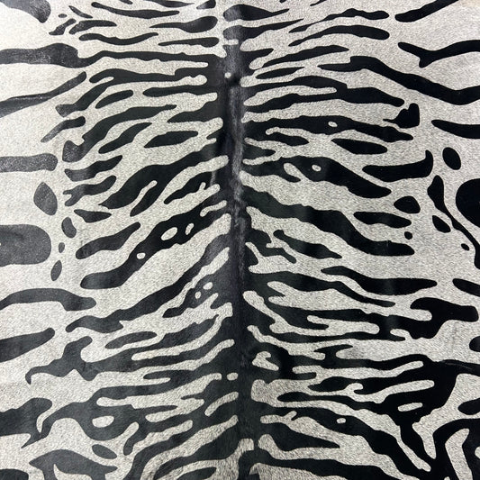 Grey Java Tiger Cowhide Rug (fire brand) Size: 7x6.7 feet Z-384
