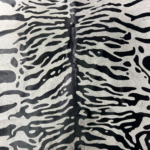 Grey Java Tiger Cowhide Rug (fire brand) Size: 7x6.7 feet Z-384