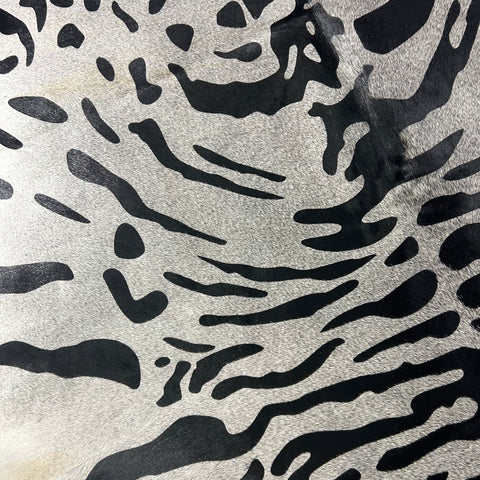 Grey Java Tiger Cowhide Rug (fire brand) Size: 7x6.7 feet Z-384