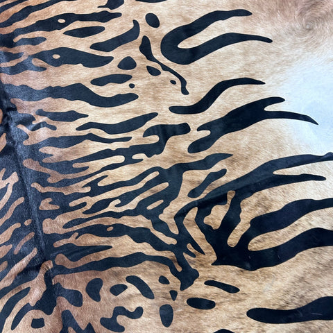Siberean Tiger Print Cowhide Rug Size: 7.7x6.5 feet Z-189