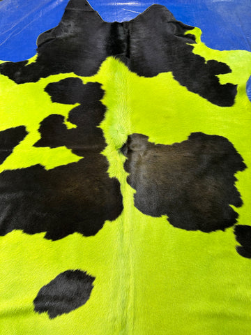 Black & White Dyed Green Cowhide Rug (lime green) Size: 8x7.5 feet D-150