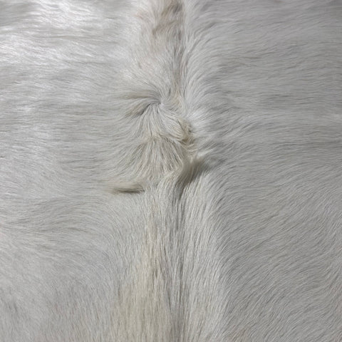 Solid White Cowhide Rug (nice shiny hair/ medium length hair) Size: 8x7 feet Y-209