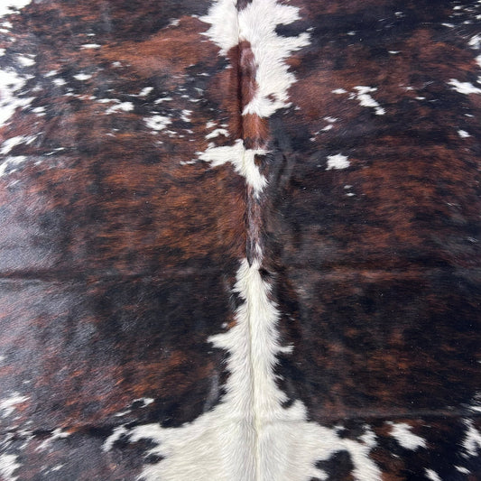 Tricolor Cowhide Rug (40 sq ft) Size: 7x7 feet Colombia-206