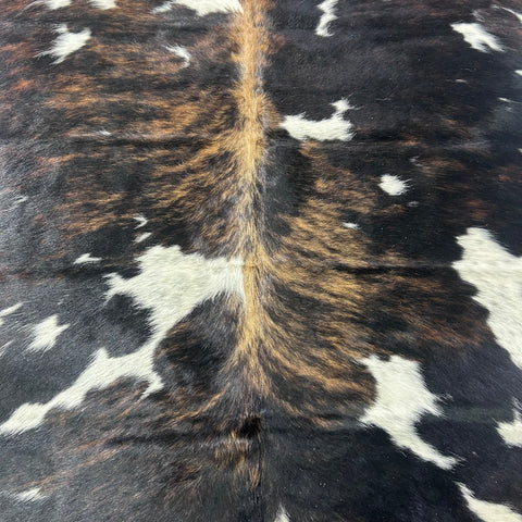 Tricolor Cowhide Rug (37.50 sq ft) Size: 7x6 feet Colombia-207