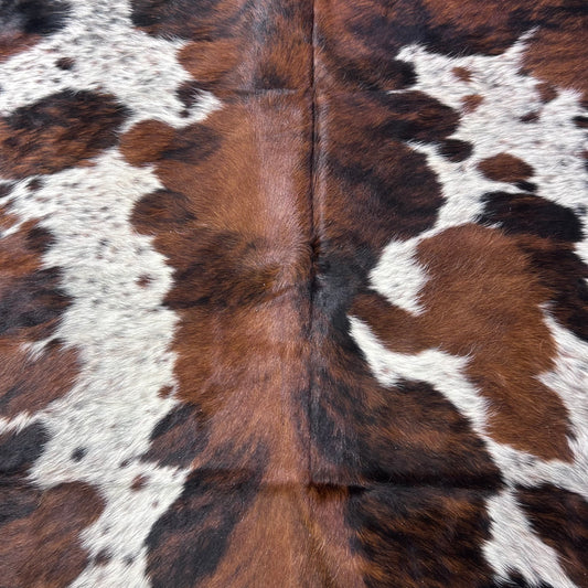 Tricolor Cowhide Rug (40 sq ft) Size: 7.2x6.7 feet Colombia-208