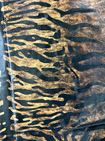 Siberian Tiger Printed Cowhide Rug (dark brindle, huge and heavy) Size: 8x7 feet D-190