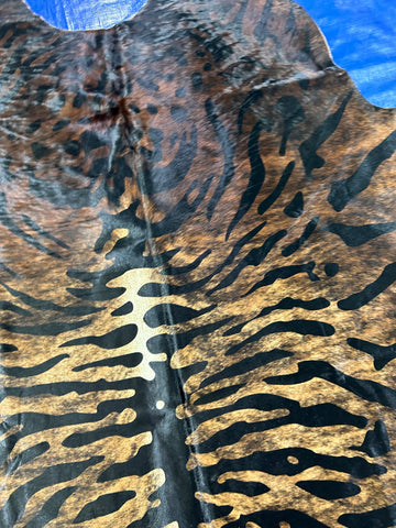 Siberian Tiger Printed Cowhide Rug (dark brindle, huge and heavy) Size: 8x7 feet D-190