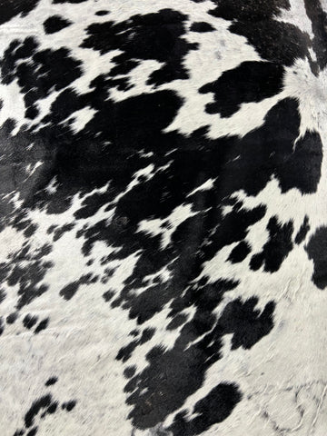 Black & White Speckled Cowhide Rug Size: 8x6.5 feet D-193