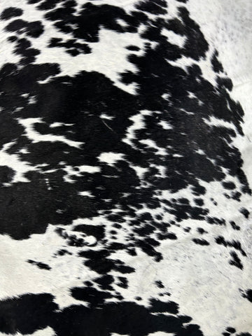 Black & White Speckled Cowhide Rug Size: 8x6.5 feet D-193