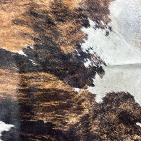 Tricolor Brindle Cowhide Rug (beige and brown tones) Size: 7.7x6.5 feet Z-056