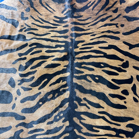 Siberian Tiger Print Cowhide Rug Size: 7x7 feet Z-203