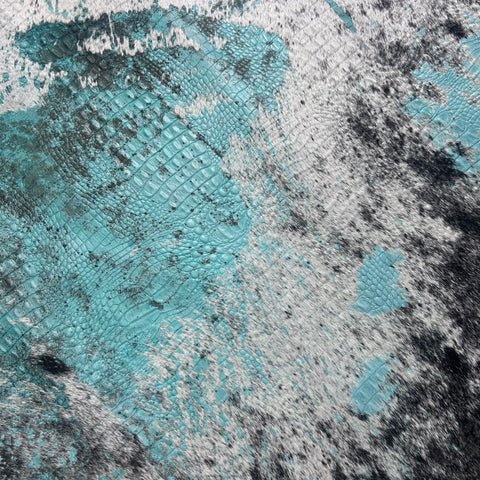 Black and White Cowhide Rug with Acid Washed Turquoise Dyed and Crocodile Embossing Size: 7x7 feet Z-207
