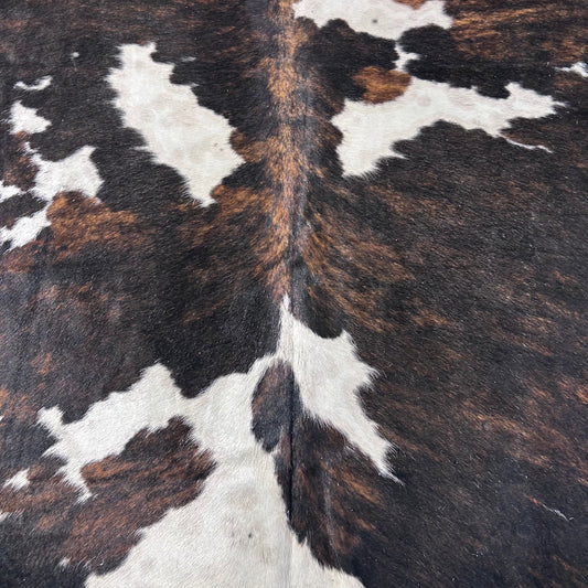 Tricolor Cowhide Rug Size: 7.7x6 feet D-716