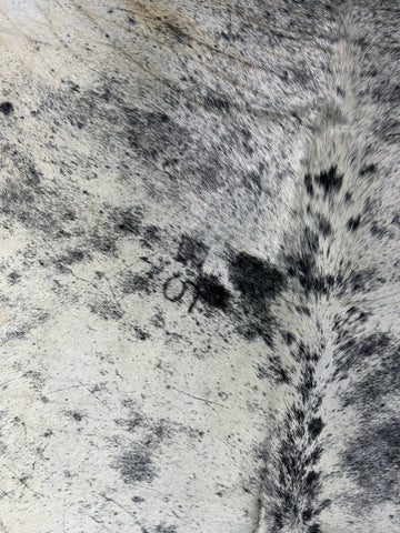 Salt & Pepper Black and White Cowhide Rug (fire brands) Size: 8.2x7 feet D-264