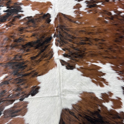 Tricolor Cowhide Rug (45.75 sq ft) Size: 8x7 feet Colombia-298