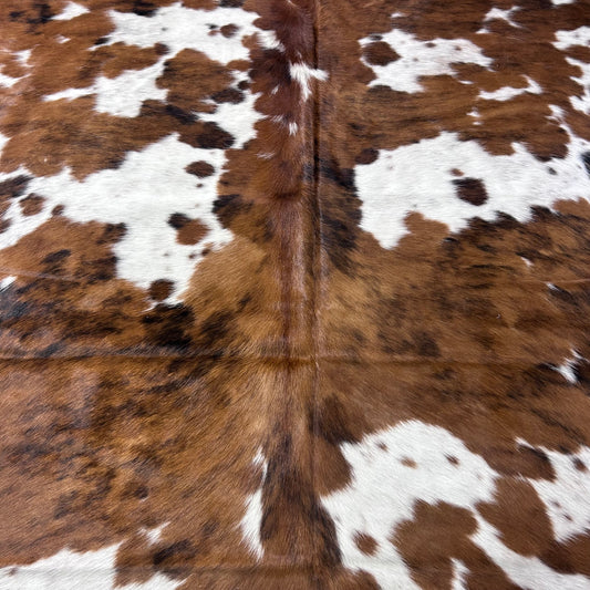 Tricolor Cowhide Rug (37 sq ft) Size: 7.5x6.5 feet Colombia-113