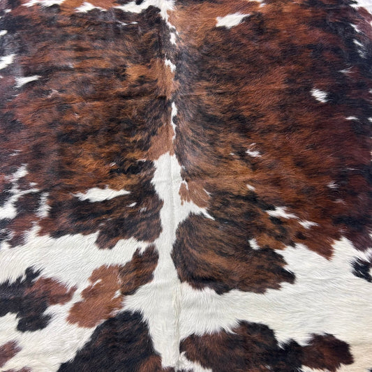 Tricolor Cowhide Rug (40 sq ft) Size: 7x7 feet Colombia-422