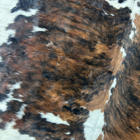 Tricolor Cowhide Rug (40 sq ft) Size: 7x7 feet Colombia-422