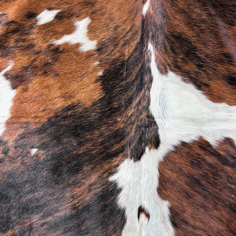 Tricolor Cowhide Rug (huge size) Size: 8.2x7.5 feet D-761