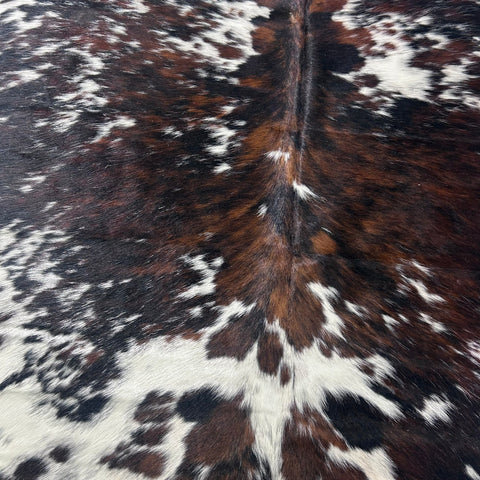 Tricolor Cowhide Rug (42 sq ft) Size: 8x7 feet Colombia-106