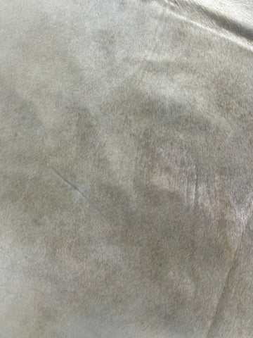 Palomino Cowhide Rug (gorgeous hair but a few small patches) Size: 8x7 feet D-294