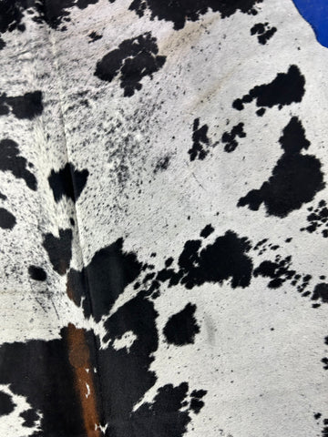 Beautiful & HUGE Speckled Cowhide Rug (some brown spots mixed with the black) Size: 8.7x7 feet D-296