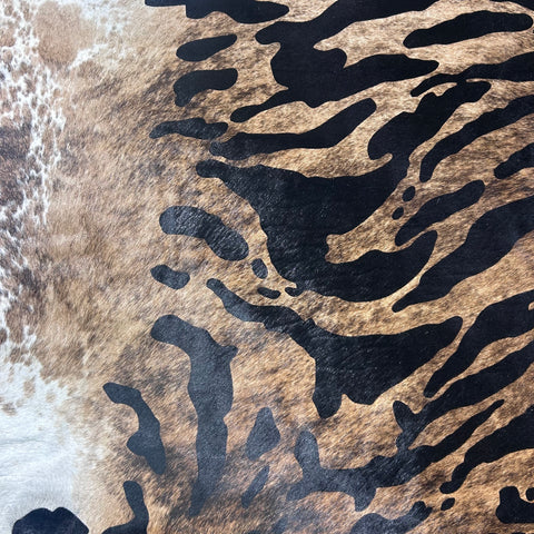 Tiger Print Cowhide Rug (with white belly) Size: 7.2x6.7 feet Y-088