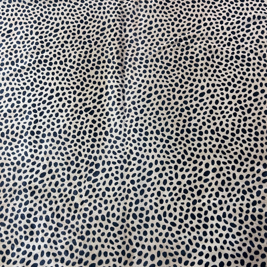 Huge Cheetah Print Cowhide Rug (heavy hide/ 1 hard to see stitch) Size: 7.7x6.2 feet Y-089