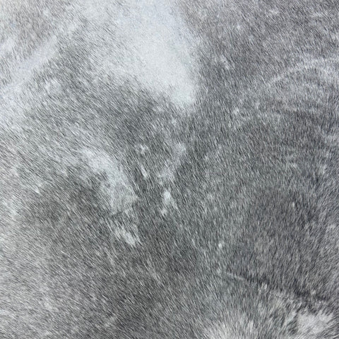Solid Light Grey Cowhide Rug (some scars and some beige mixed in) Size: 7.2x7 feet Y-094
