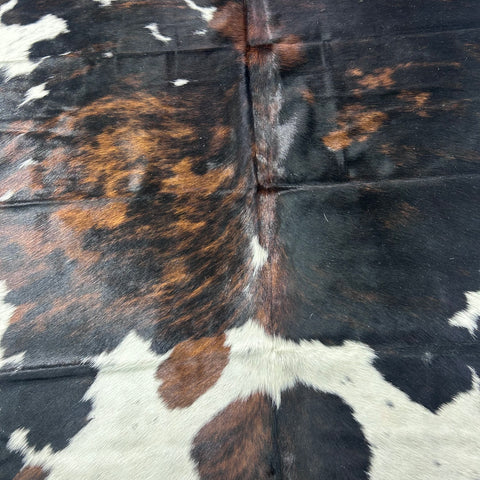 Tricolor Cowhide Rug 44 sq ft Size: 7.5x7 feet Colombia-119