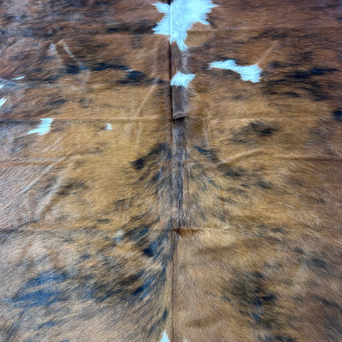 Exotic Brindle White Belly Cowhide Rug (36.25 sq ft) Size: 7x7 feet Colombia-110