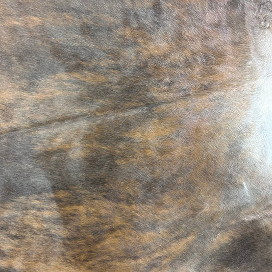 Beautiful Brown Brindle Cowhide Rug (46 sq ft) Size: 7.2x7.5 feet Colombia-25