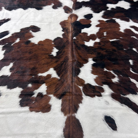 Tricolor Cowhide Rug (36 sq ft) Size: 7.5x6.7 feet Colombia-132