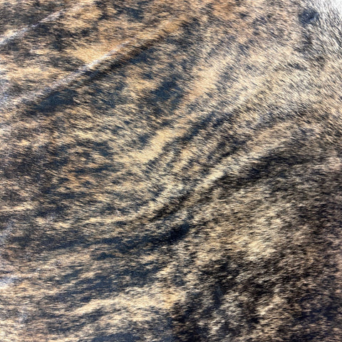 Medium Brindle Cowhide Rug (39.75 sq ft) Size: 7x7 feet Colombia-48