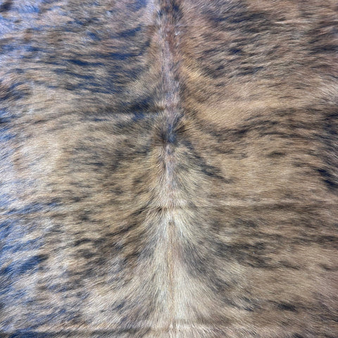 Medium Brindle Cowhide Rug (36.25 sq ft) Size: 7x6 feet Colombia-45
