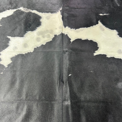 HUGE Black & White Cowhide Rug (50.5 sq ft) Size: 8x7 feet Colombia-72