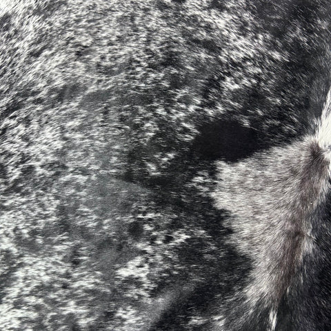 Salt & Pepper Black and White Cowhide Rug (51.50 sq ft) Size: 8x7.5 feet Colombia-70