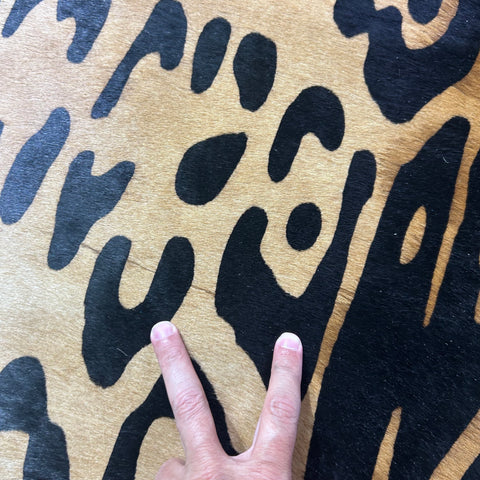 Blurry Jaguar Cowhide Rug Size: 6.2x6.2 feet Y-199