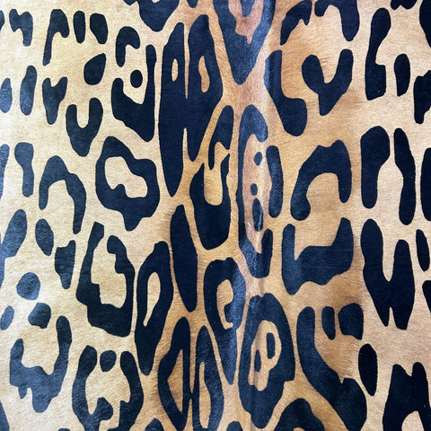 Blurry Jaguar Cowhide Rug Size: 6.7x6 feet Y-201