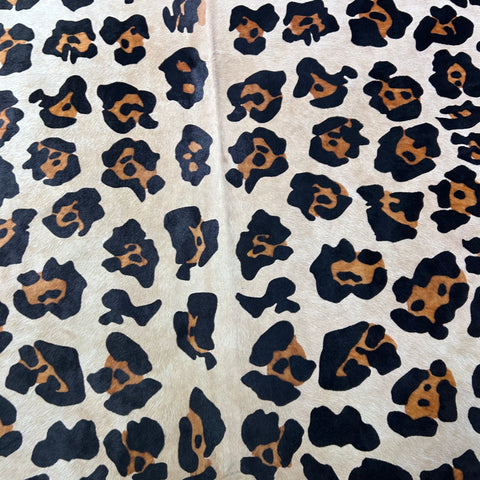 Jaguar Print Cowhide Rug Size: 7x6 feet Y-118