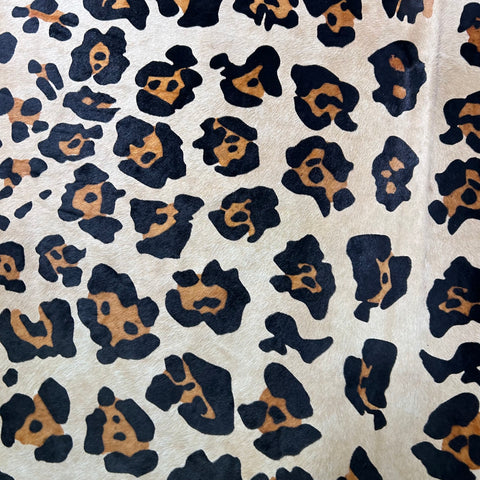Jaguar Print Cowhide Rug Size: 7x6 feet Y-118
