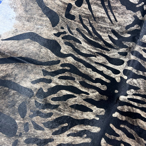 Tiger Print Cowhide Rug Size: 7.5x6.5 feet Z-103