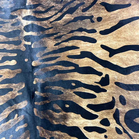Siberian Tiger Print Cowhide Rug Size: 8x7 feet Z-113